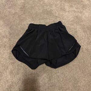 Lululemon Hotty Hoy High-Rise Lined Short 4”
